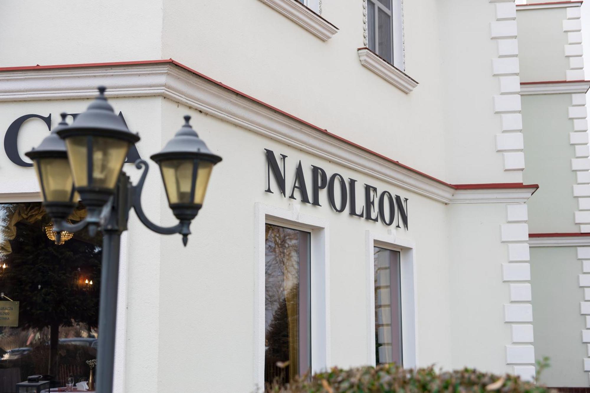 Wroblew  Hotel Napoleon מראה חיצוני תמונה
