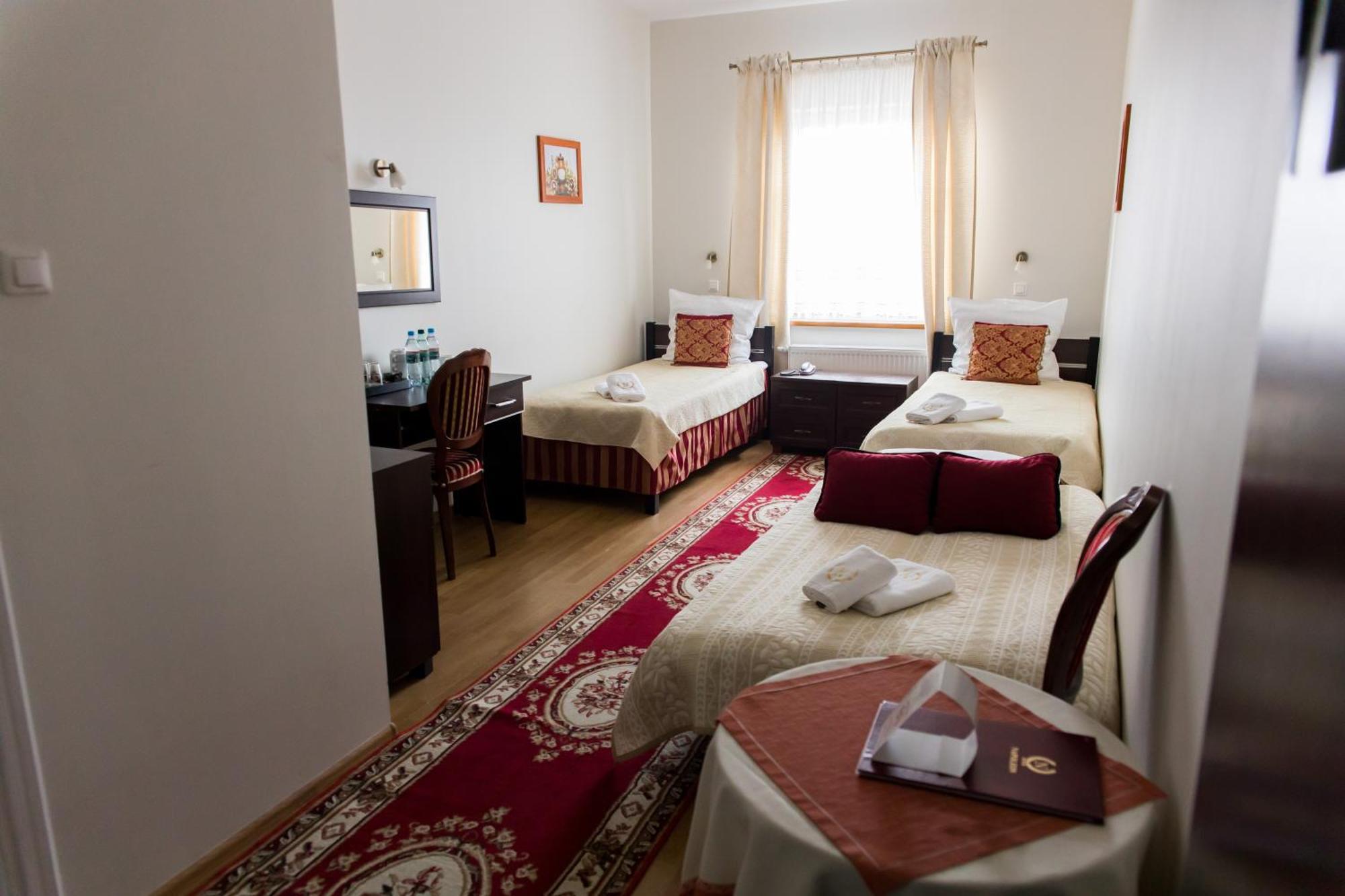 Wroblew  Hotel Napoleon מראה חיצוני תמונה
