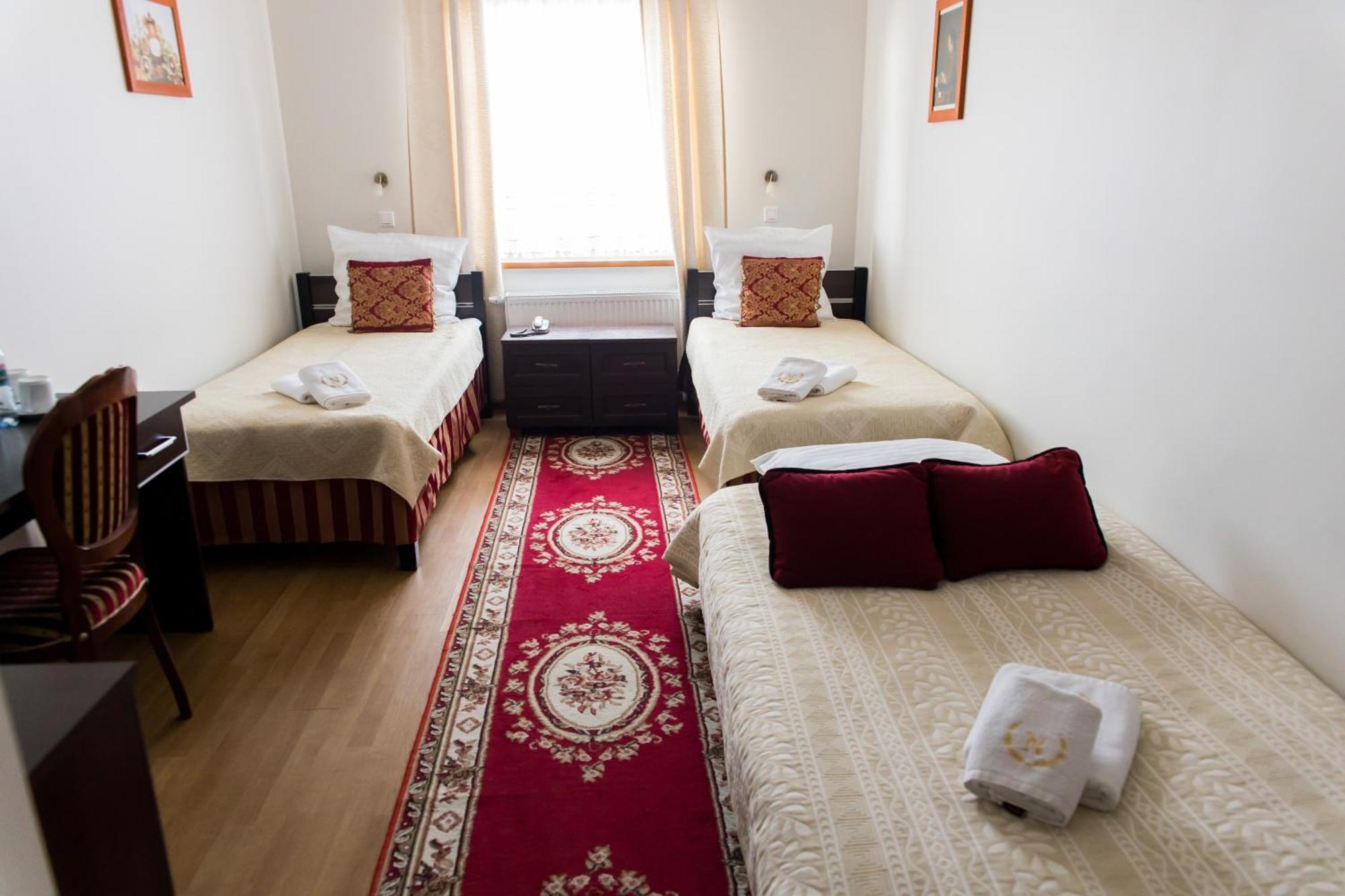Wroblew  Hotel Napoleon מראה חיצוני תמונה