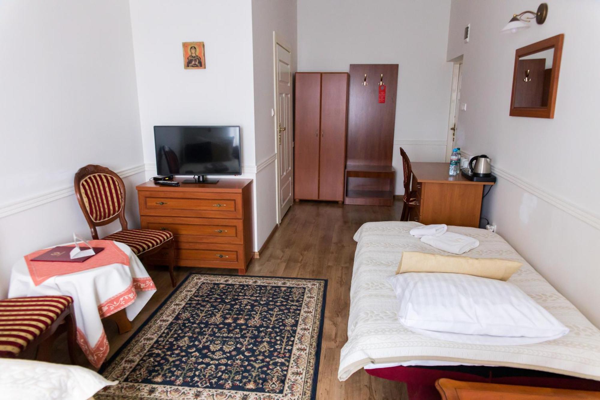 Wroblew  Hotel Napoleon מראה חיצוני תמונה