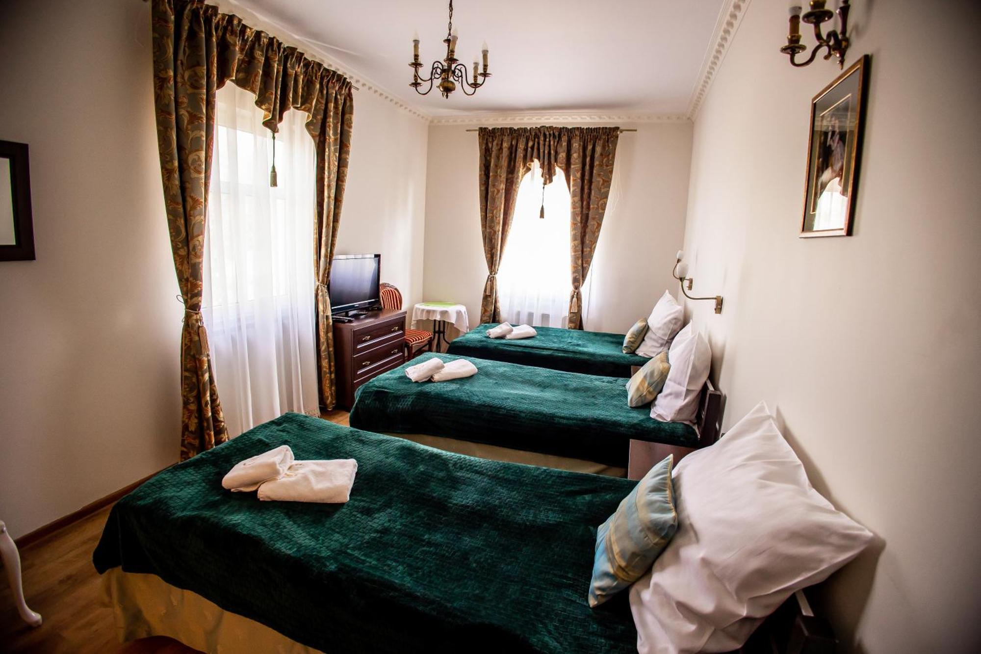 Wroblew  Hotel Napoleon מראה חיצוני תמונה
