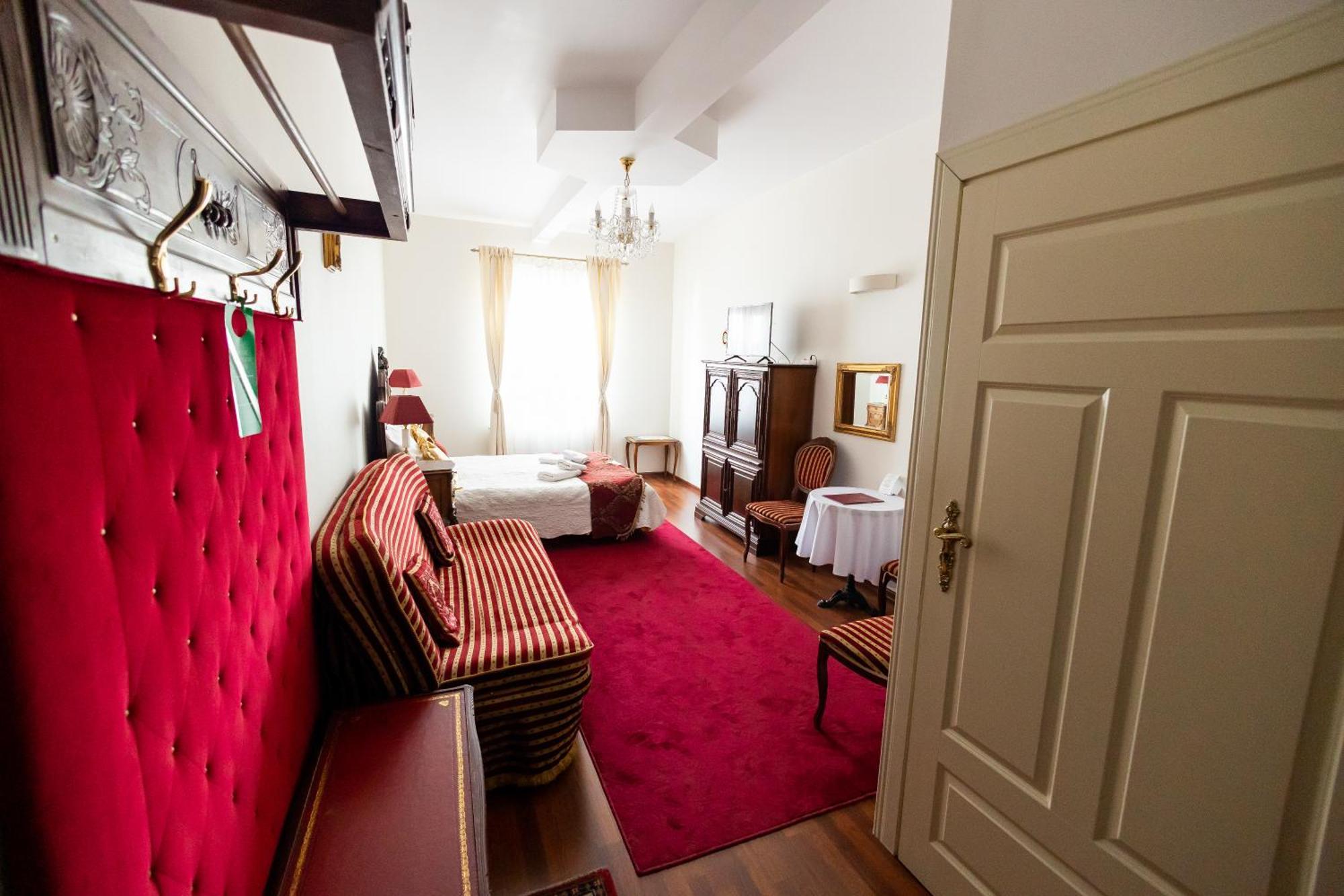 Wroblew  Hotel Napoleon מראה חיצוני תמונה